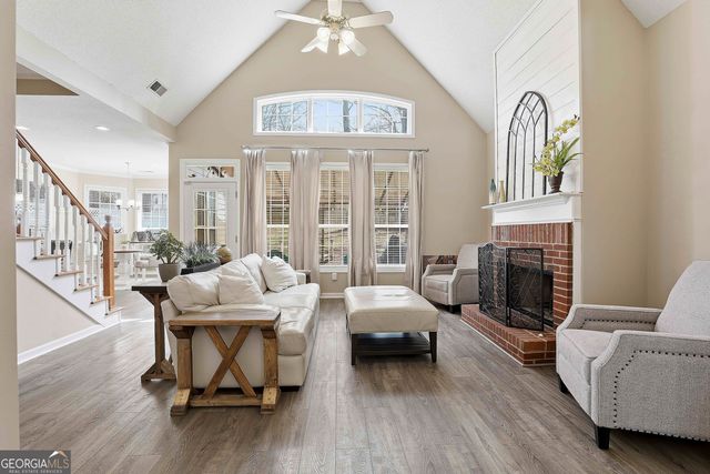 16 Forest Point, Newnan, GA 30265