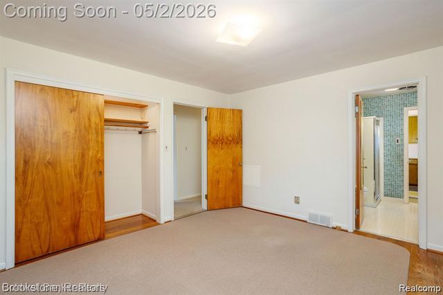 20571 BROOKLAWN Drive, Dearborn Heights, MI 48127