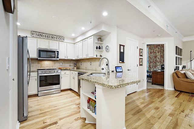 155 Galicia Way 201, Jupiter, FL 33458