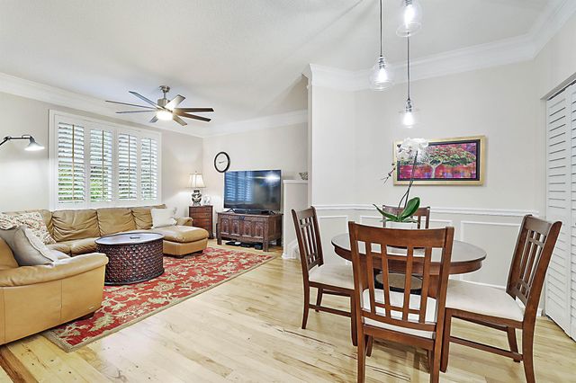 155 Galicia Way 201, Jupiter, FL 33458