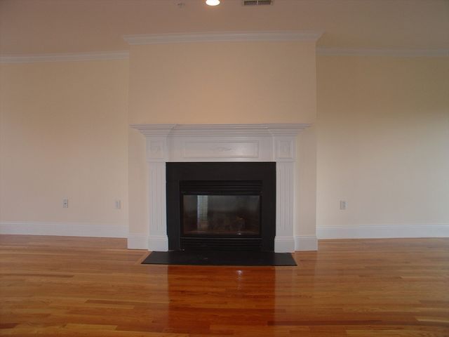 50 B Street 6, Boston, MA 02127