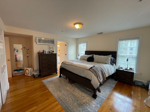 50 B Street 6, Boston, MA 02127