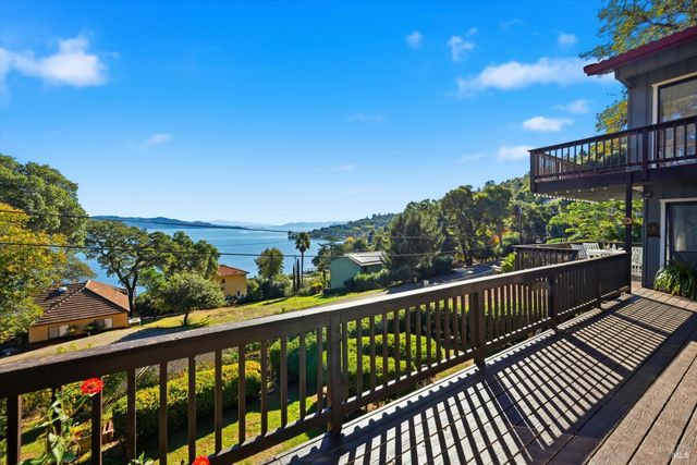 2965 S Lake Dr, Kelseyville, CA 95451