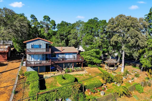 2965 S Lake Dr, Kelseyville, CA 95451
