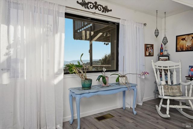 2965 S Lake Dr, Kelseyville, CA 95451
