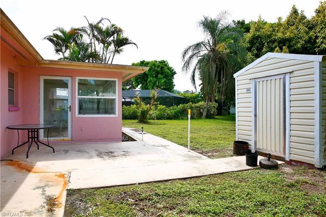 120 E Lake DR, Lehigh Acres, FL 33936