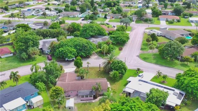 120 E Lake DR, Lehigh Acres, FL 33936