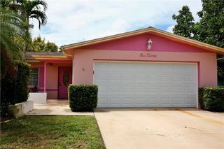 120 E Lake DR, Lehigh Acres, FL 33936
