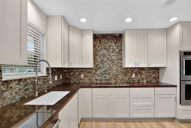 3208 Woodstone Drive, Baytown, TX 77521