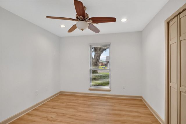 3208 Woodstone Drive, Baytown, TX 77521