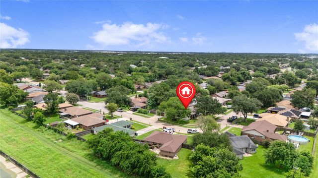 3208 Woodstone Drive, Baytown, TX 77521