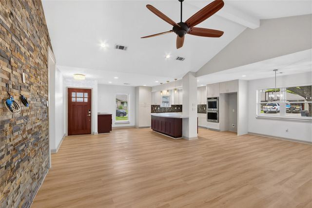3208 Woodstone Drive, Baytown, TX 77521