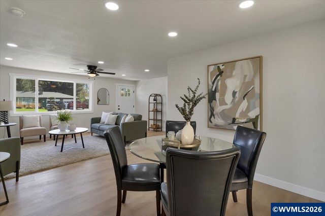 965 Weeks Dr NE, Keizer, OR 97303