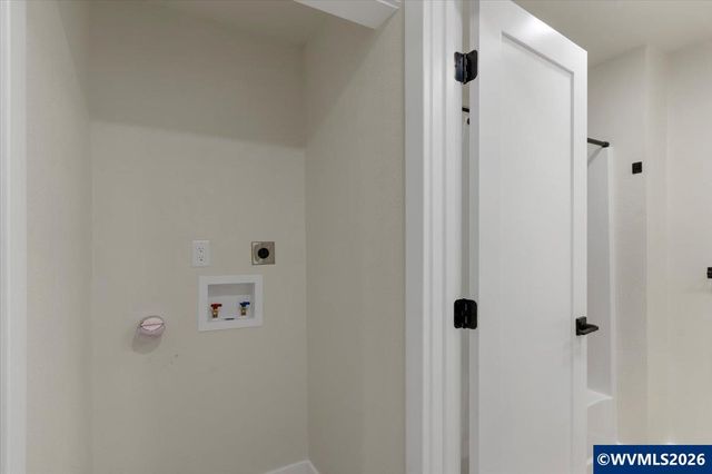 965 Weeks Dr NE, Keizer, OR 97303