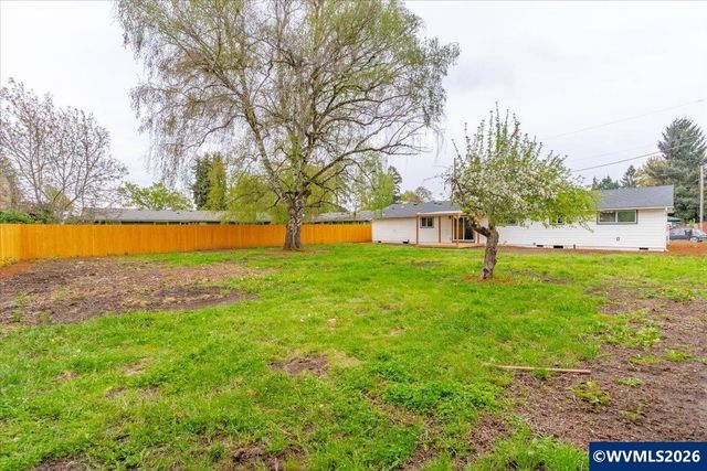 965 Weeks Dr NE, Keizer, OR 97303