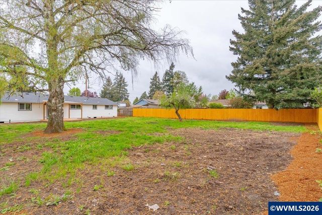 965 Weeks Dr NE, Keizer, OR 97303