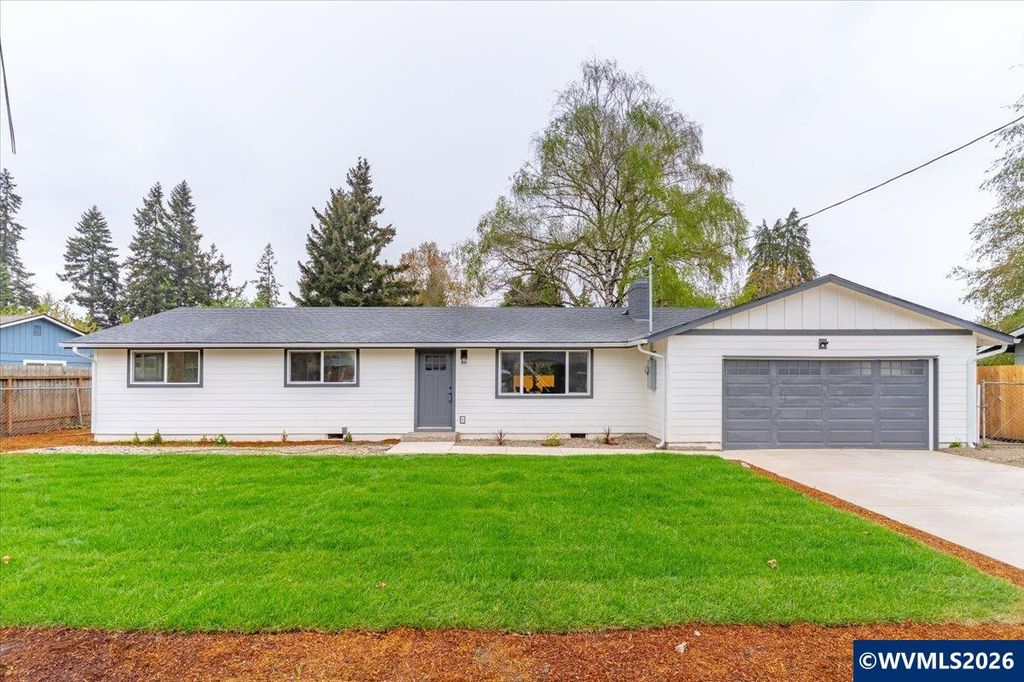 965 Weeks Dr NE, Keizer, OR 97303