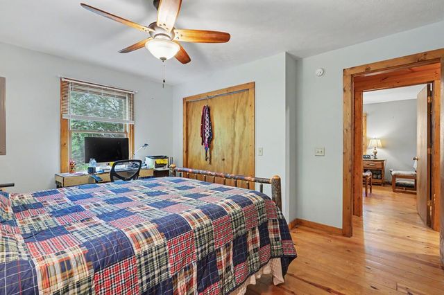 8 Stoney Brook Trail, Hayesville, NC 28904