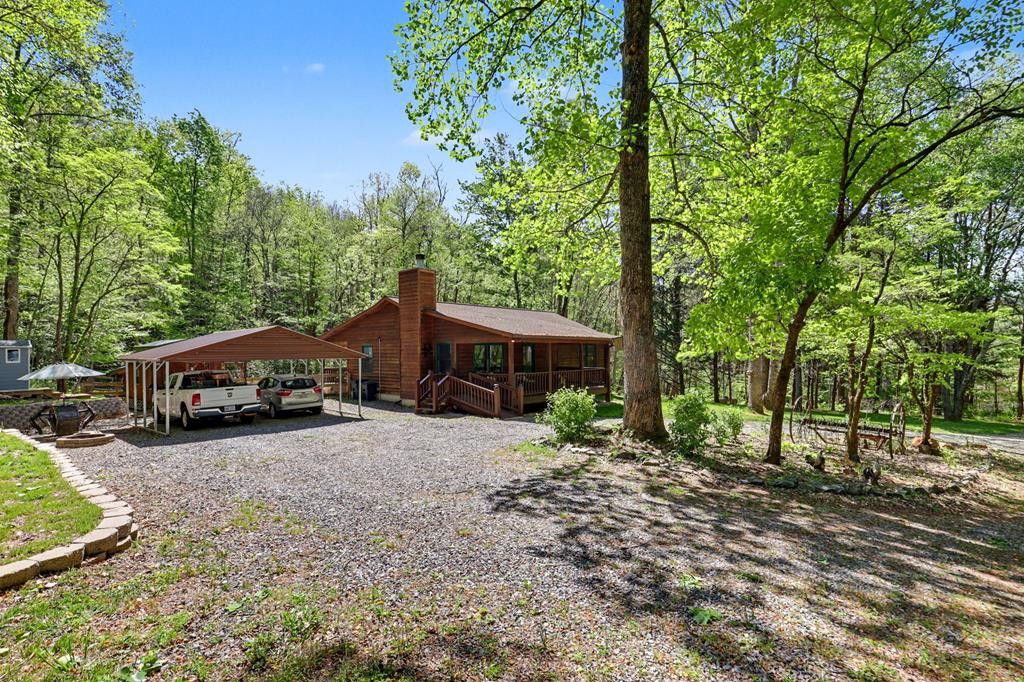 8 Stoney Brook Trail, Hayesville, NC 28904