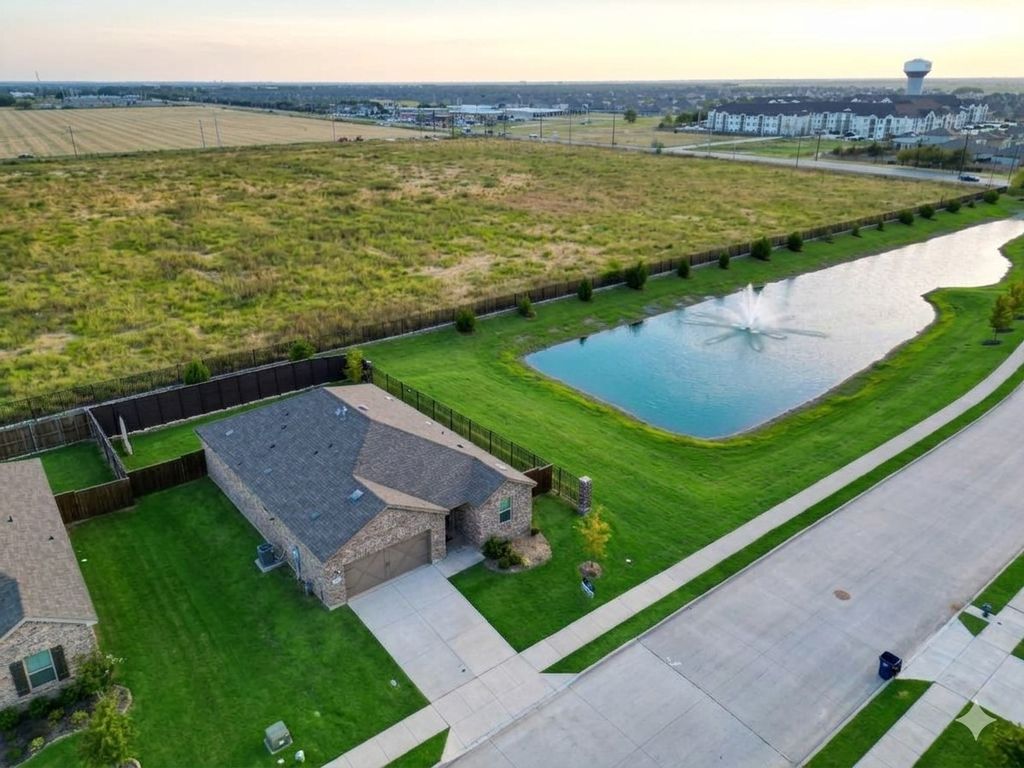 6518 Tudor Place, Celina, TX 76227 — exterior