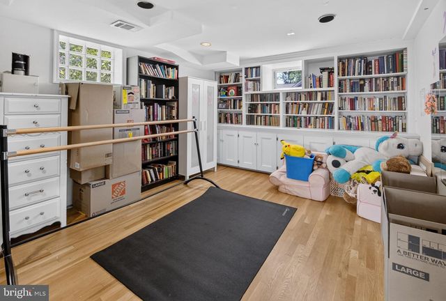 7313 LYNNHURST ST, Chevy Chase, MD 20815