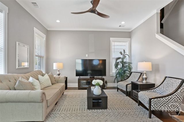 546 E 32nd Street, Savannah, GA 31401