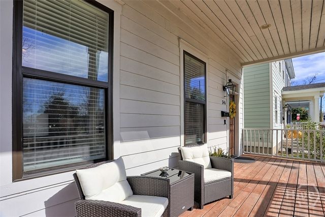 546 E 32nd Street, Savannah, GA 31401