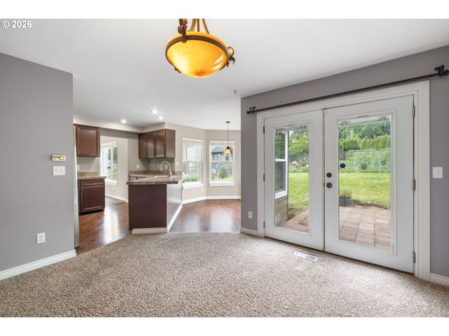 4223 Se ANDEREGG Dr, Portland, OR 97236