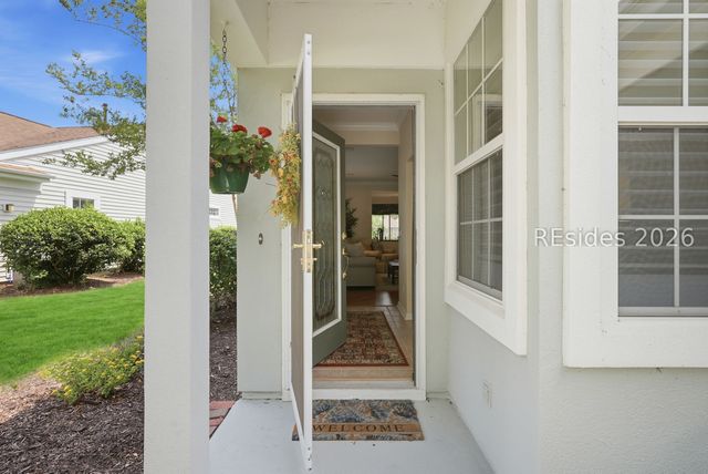 10 Daffodil Ct, Bluffton, SC 29909