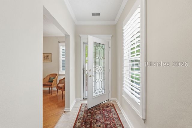 10 Daffodil Ct, Bluffton, SC 29909