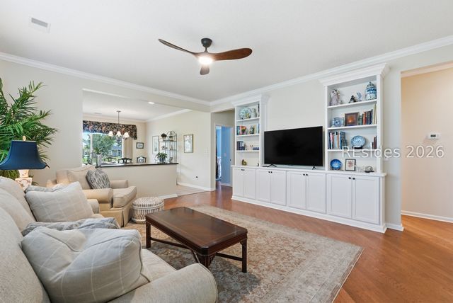 10 Daffodil Ct, Bluffton, SC 29909