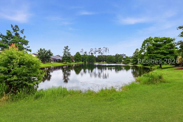 10 Daffodil Ct, Bluffton, SC 29909