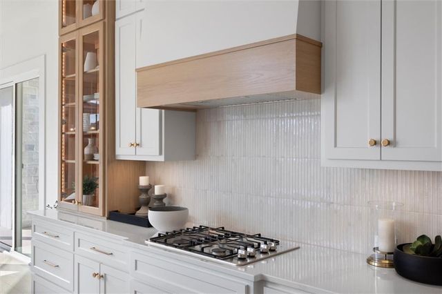 12211 W 184th Terrace, Overland Park, KS 66013