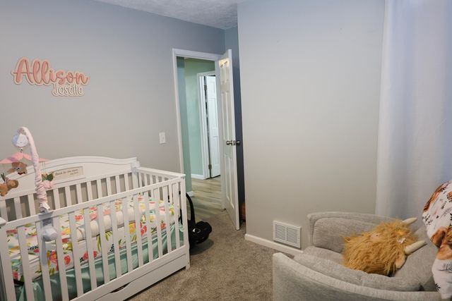 2102 WESTSIDE Drive, Council Bluffs, IA 51501