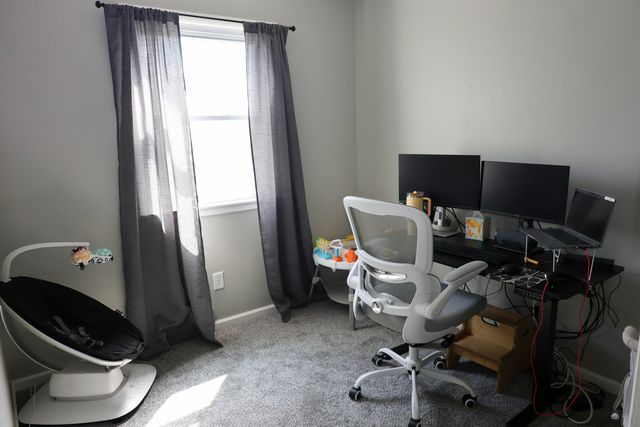 2102 WESTSIDE Drive, Council Bluffs, IA 51501