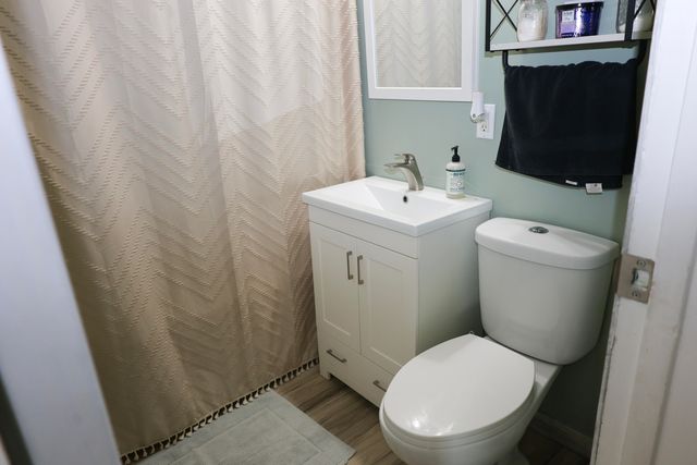 2102 WESTSIDE Drive, Council Bluffs, IA 51501