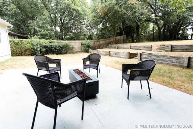 2818 S Pittsburg Avenue, Tulsa, OK 74114