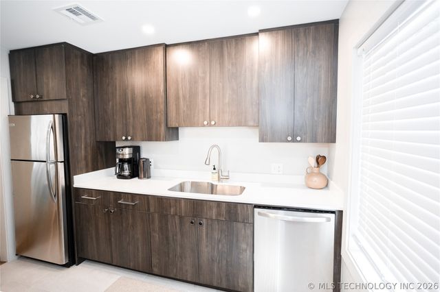 2818 S Pittsburg Avenue, Tulsa, OK 74114