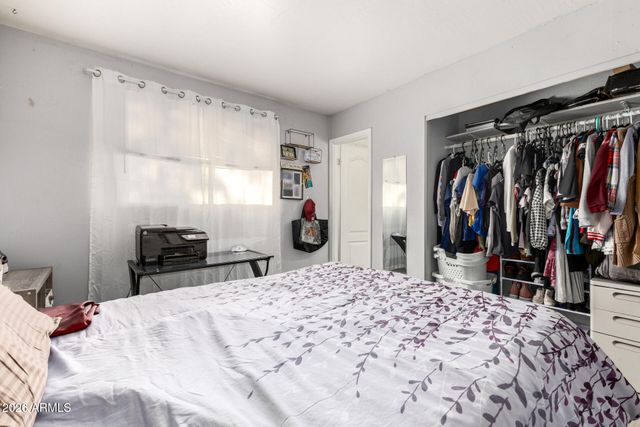 2830 N 48TH Lane, Phoenix, AZ 85035