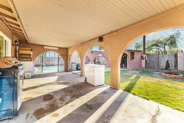 2830 N 48TH Lane, Phoenix, AZ 85035