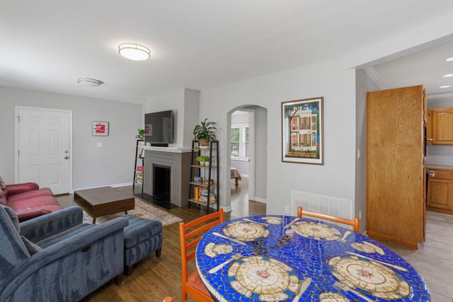 225 S Bleckley Dr, Wichita, KS 67218