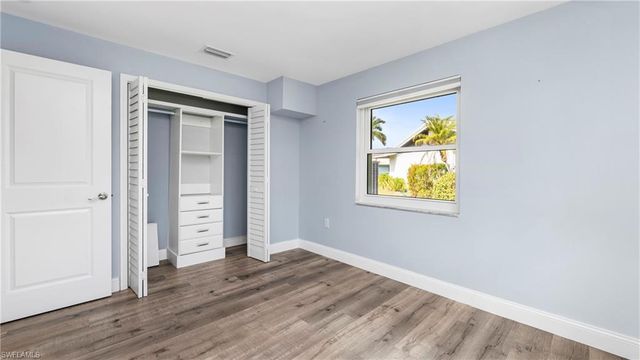 54 Hilo CT # 54, Naples, FL 34112