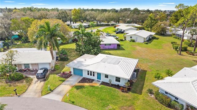 54 Hilo CT # 54, Naples, FL 34112