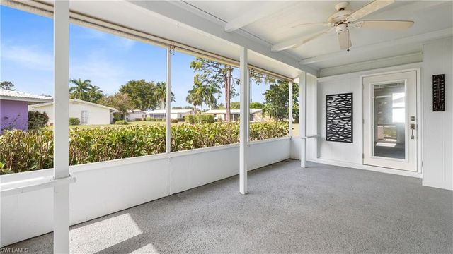 54 Hilo CT # 54, Naples, FL 34112