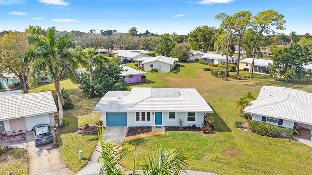 54 Hilo CT # 54, Naples, FL 34112