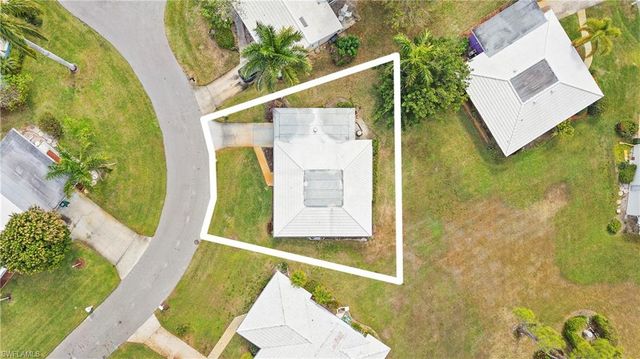 54 Hilo CT # 54, Naples, FL 34112