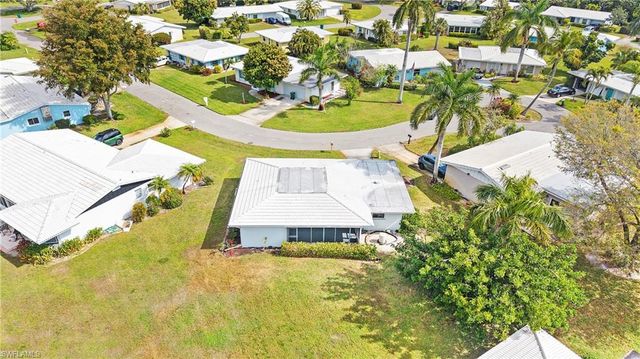 54 Hilo CT # 54, Naples, FL 34112