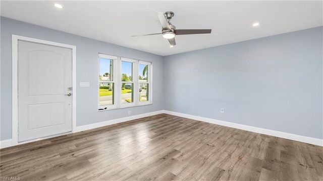 54 Hilo CT # 54, Naples, FL 34112