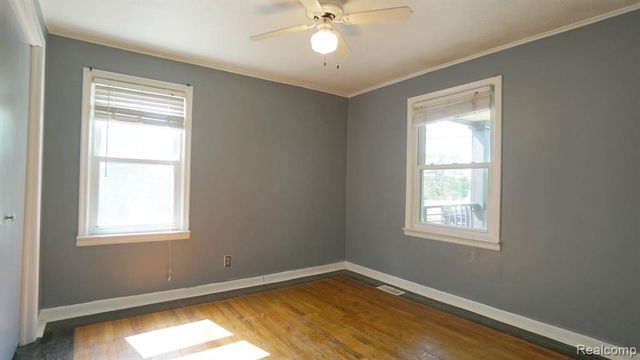 43981 S Interstate 94 Service Drive, Belleville, MI 48111