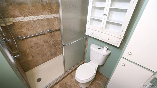 43981 S Interstate 94 Service Drive, Belleville, MI 48111